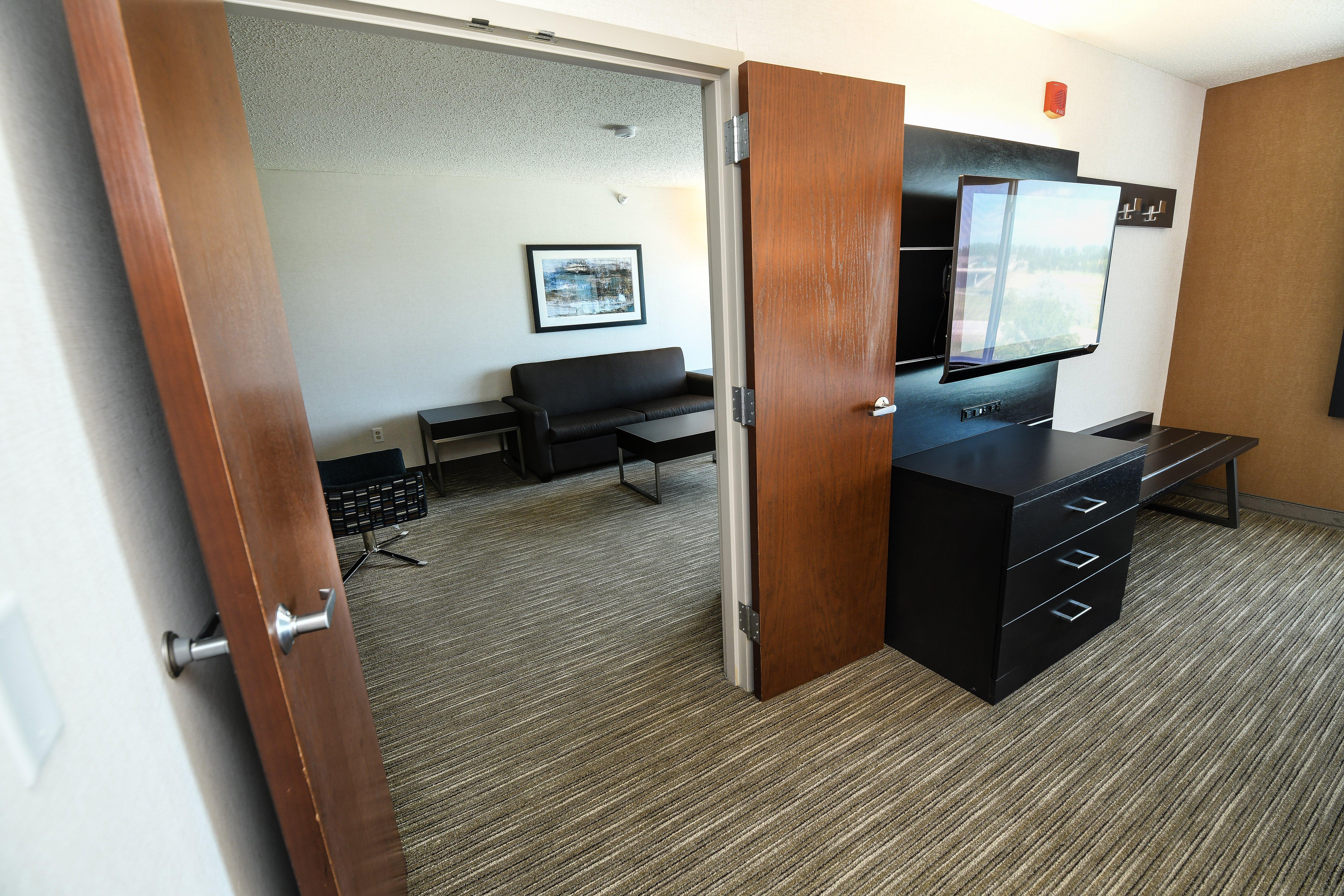 Holiday Inn Express Hotel & Suites Grand Forks By Ihg Eksteriør billede