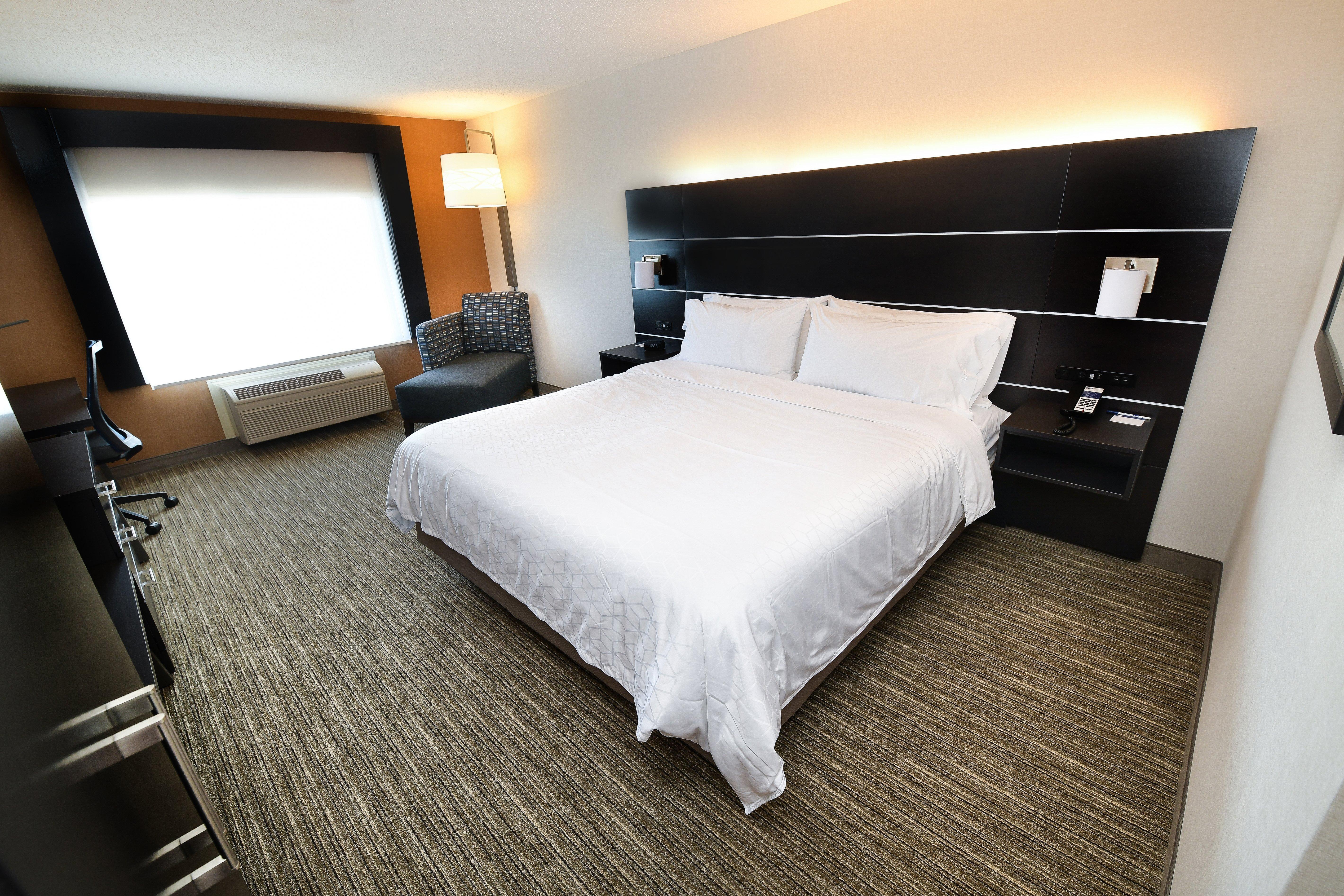 Holiday Inn Express Hotel & Suites Grand Forks By Ihg Eksteriør billede