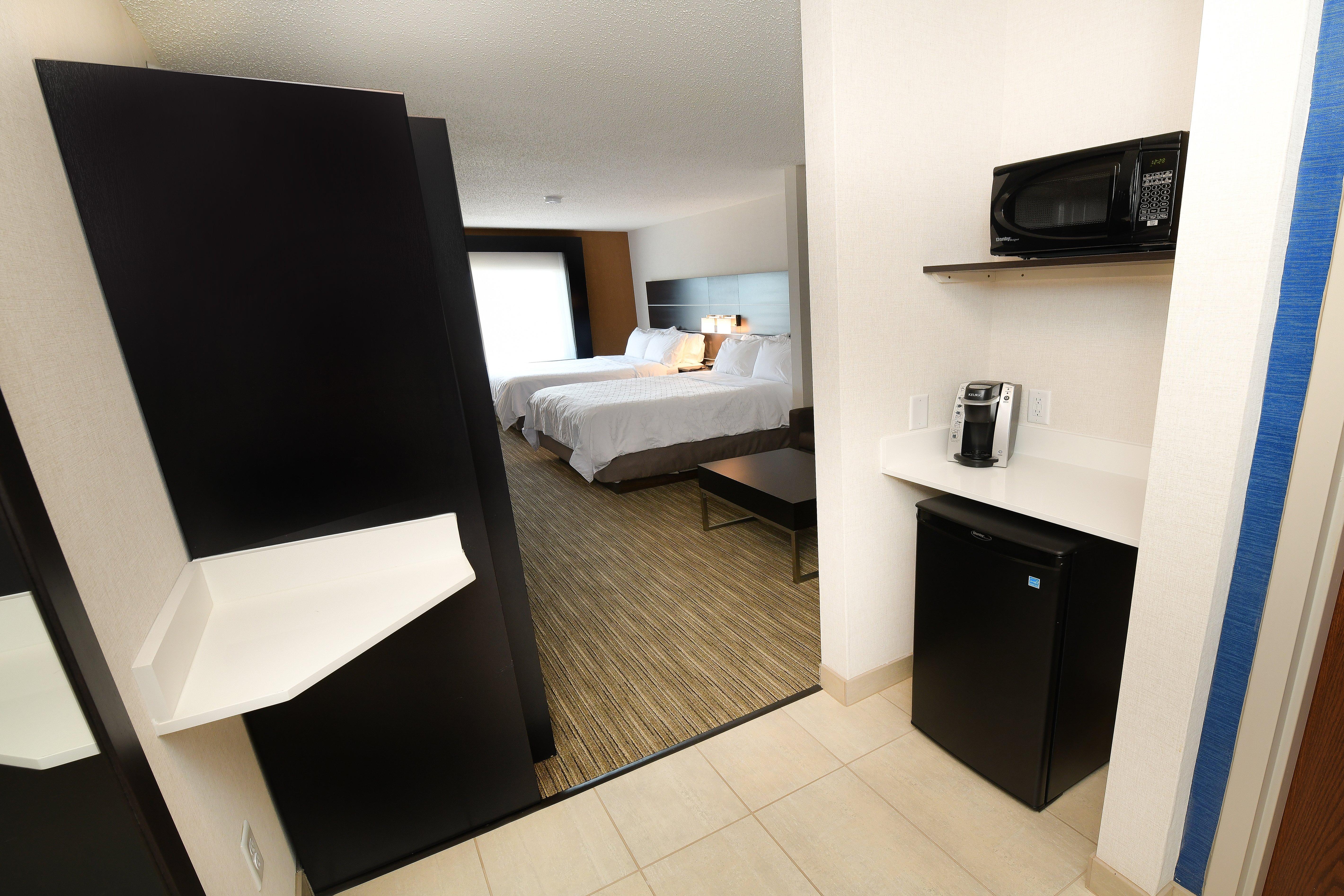 Holiday Inn Express Hotel & Suites Grand Forks By Ihg Eksteriør billede