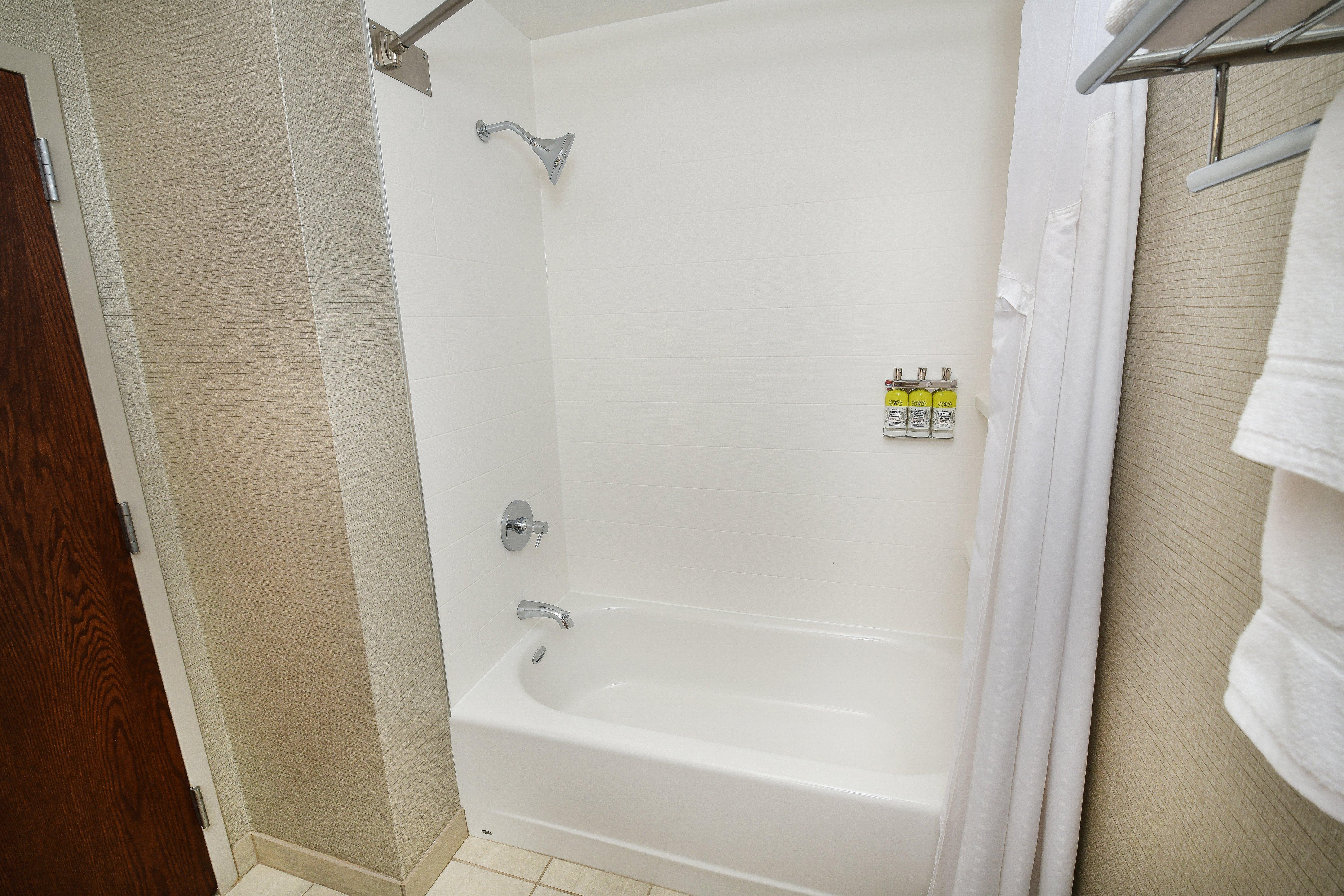 Holiday Inn Express Hotel & Suites Grand Forks By Ihg Eksteriør billede