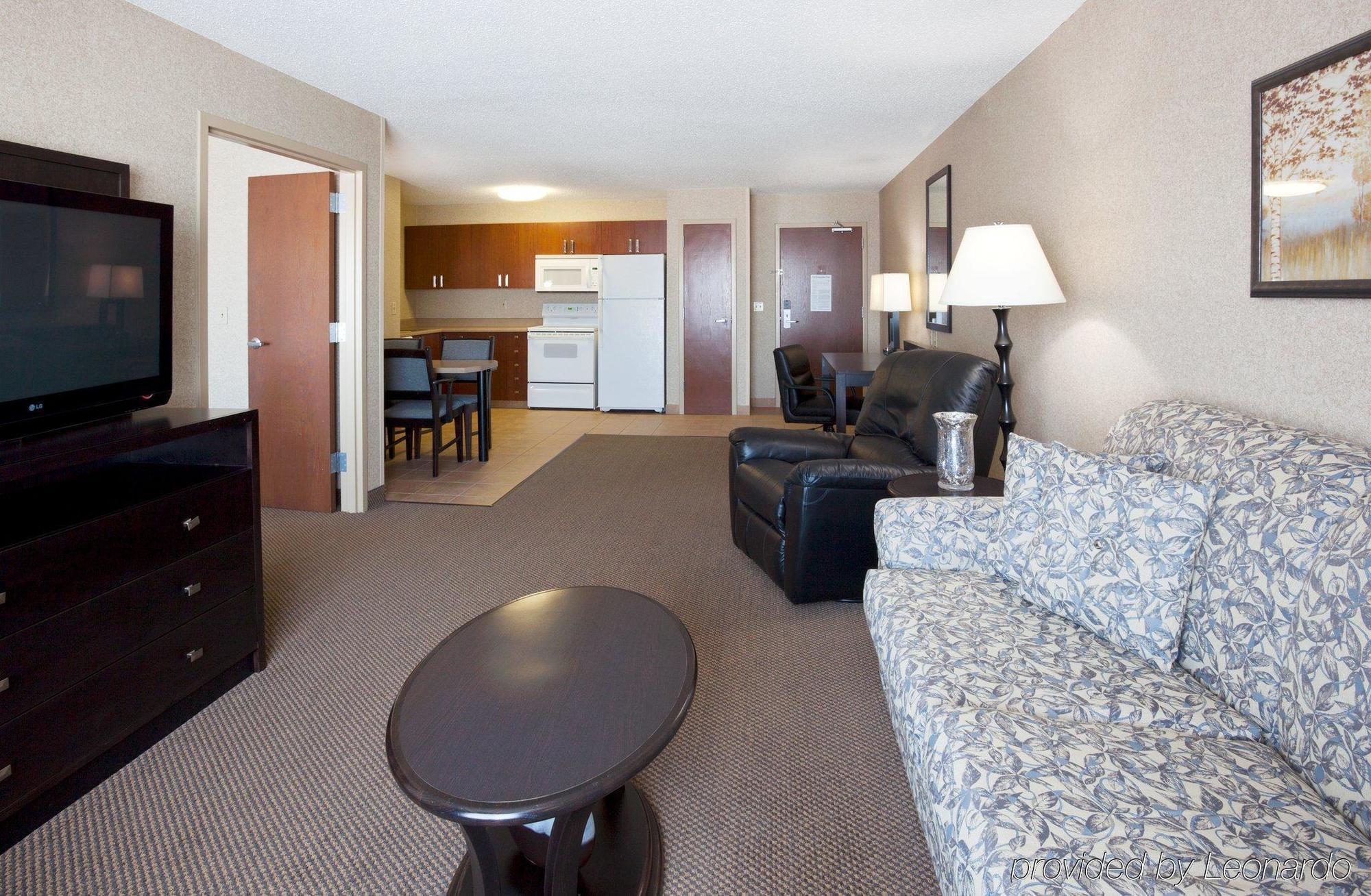 Holiday Inn Express Hotel & Suites Grand Forks By Ihg Værelse billede
